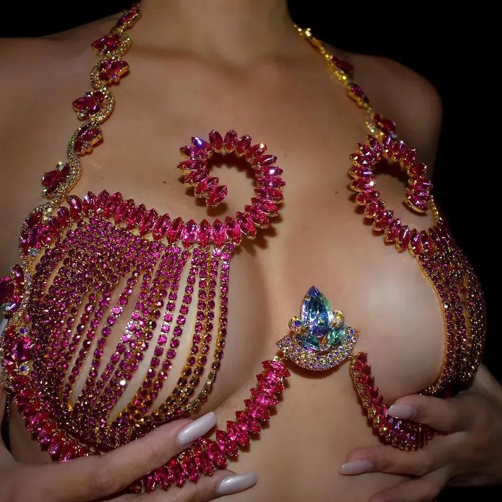 Body Jewelry Chest - 女性のためのピンクのクリスタルの胸のサポート,ナイトクラブの衣装,binit,ラインストーン,チェーン,ドレス,ジュエリー,セクシーなトップアクセサリー