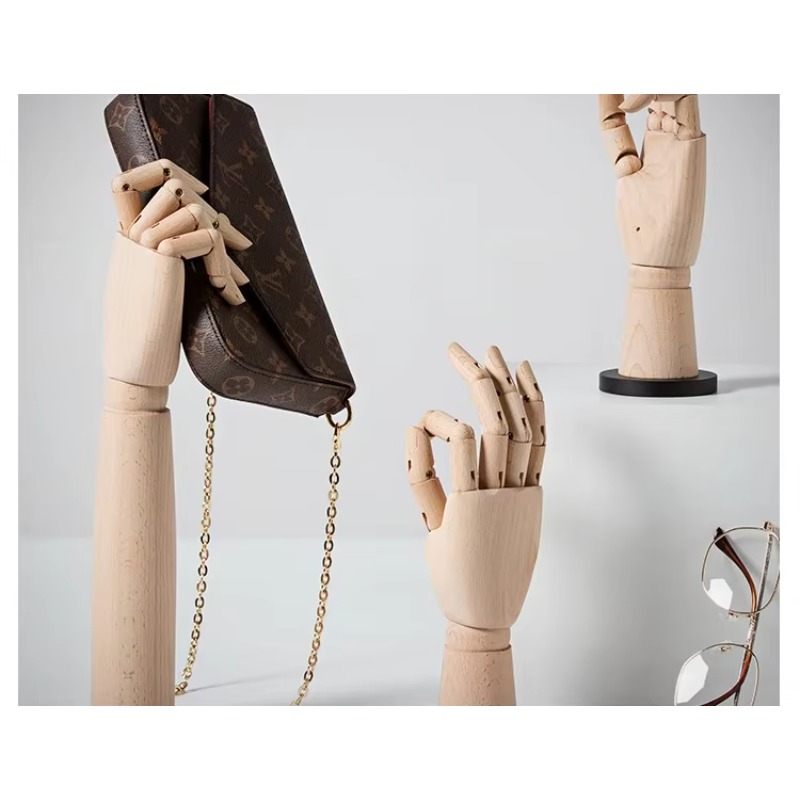 ジュエリー、指輪、手袋のディスプレイ用、店舗ウィンドウディス - Body Jewelry In Store のレビューと価格